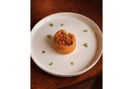 Блин с икрой